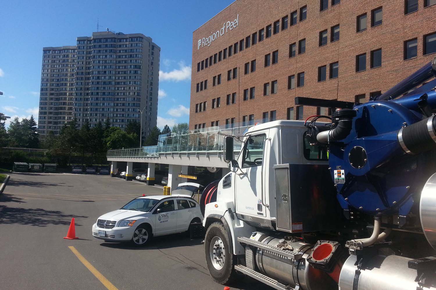Trench drain cleaning and internal drain cleaning SWC Canada Inc.